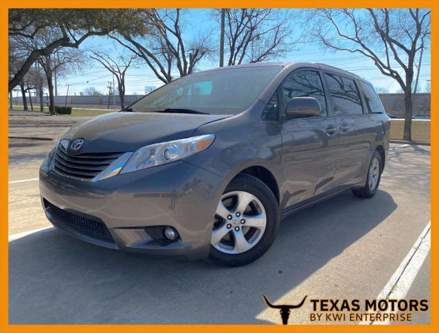 2015 Toyota Sienna LE 7 Passenger for sale in Arlington, TX