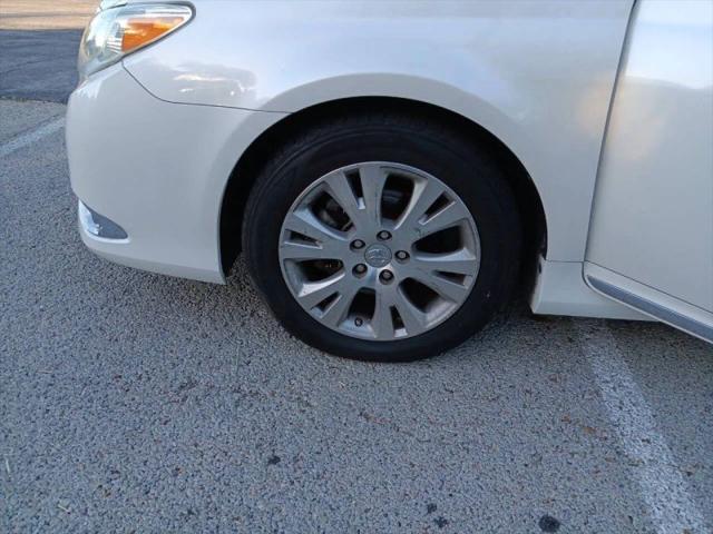 2011 Toyota Avalon Limited
