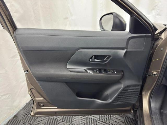 2025 Nissan Kicks S Intelligent AWD