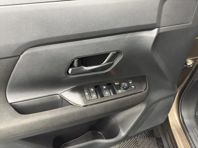 2025 Nissan Kicks S Intelligent AWD