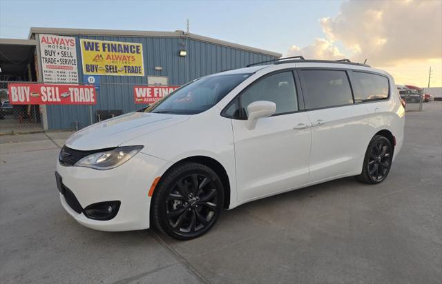 2019 Chrysler Pacifica Touring L Plus for sale in Spring, TX