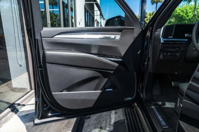 2026 Cadillac Escalade ESV V