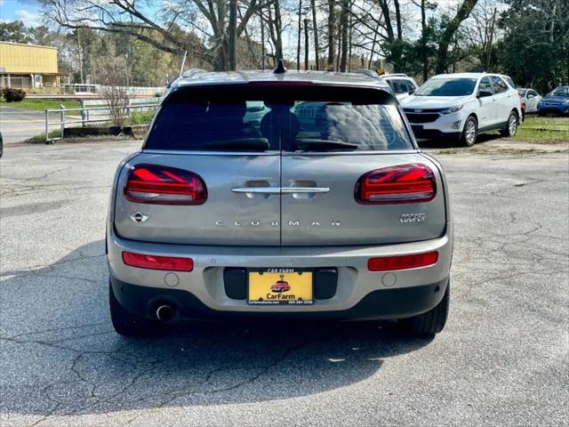 2017 MINI Cooper Clubman Cooper