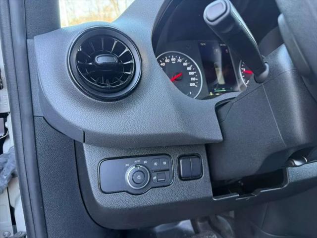 2023 Mercedes-Benz Sprinter 2500 High Roof 4-Cyl Diesel HO