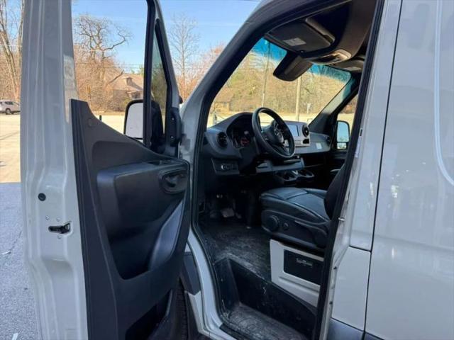 2023 Mercedes-Benz Sprinter 2500 High Roof 4-Cyl Diesel HO