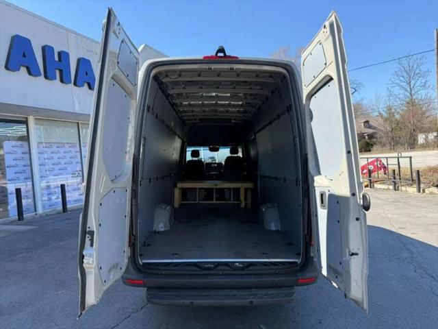 2023 Mercedes-Benz Sprinter 2500 High Roof 4-Cyl Diesel HO
