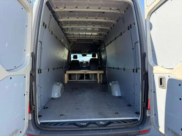 2023 Mercedes-Benz Sprinter 2500 High Roof 4-Cyl Diesel HO