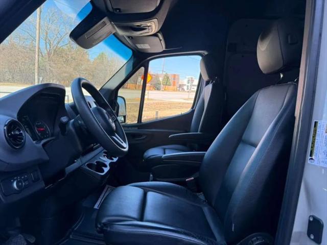 2023 Mercedes-Benz Sprinter 2500 High Roof 4-Cyl Diesel HO