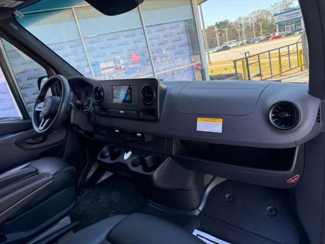 2023 Mercedes-Benz Sprinter 2500 High Roof 4-Cyl Diesel HO