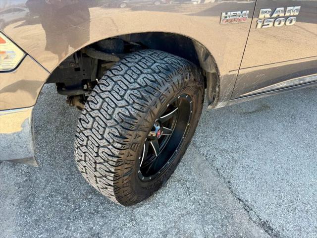 2018 Ram 1500 Lone Star Crew Cab 4x4 5'7" Box