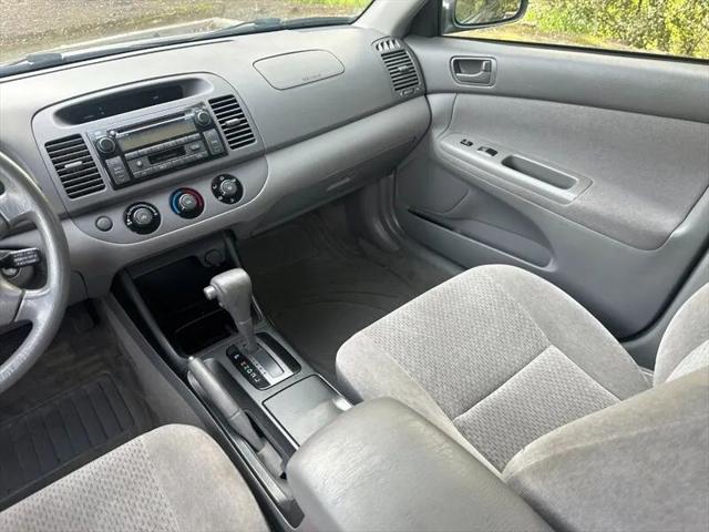 2002 Toyota Camry LE