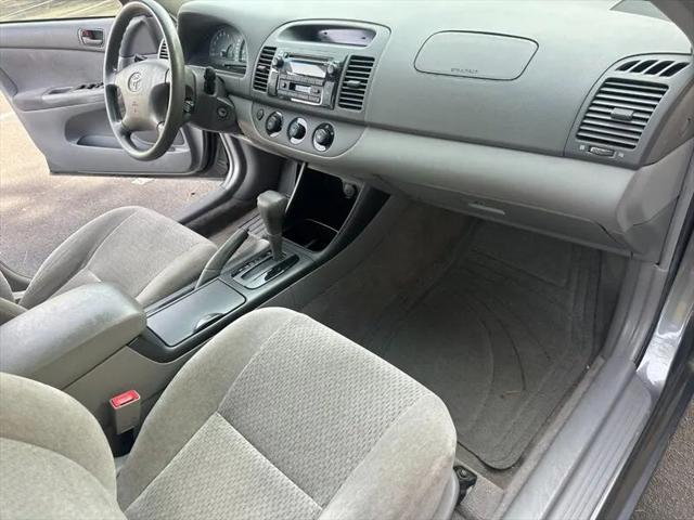 2002 Toyota Camry LE