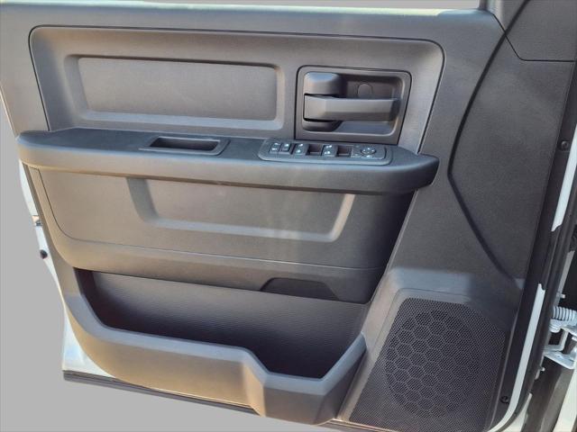 2026 Ram 3500 Tradesman Crew Cab 4x4 8 Box
