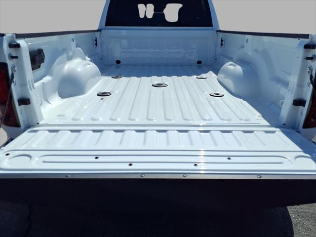 2026 Ram 3500 Tradesman Crew Cab 4x4 8 Box
