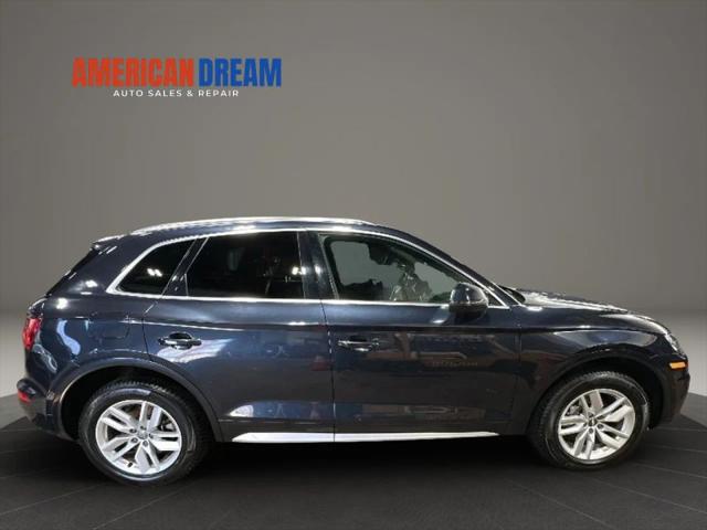 2020 Audi Q5 Titanium Premium 45 TFSI quattro S tronic