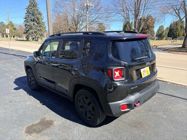 2017 Jeep Renegade Deserthawk 4x4