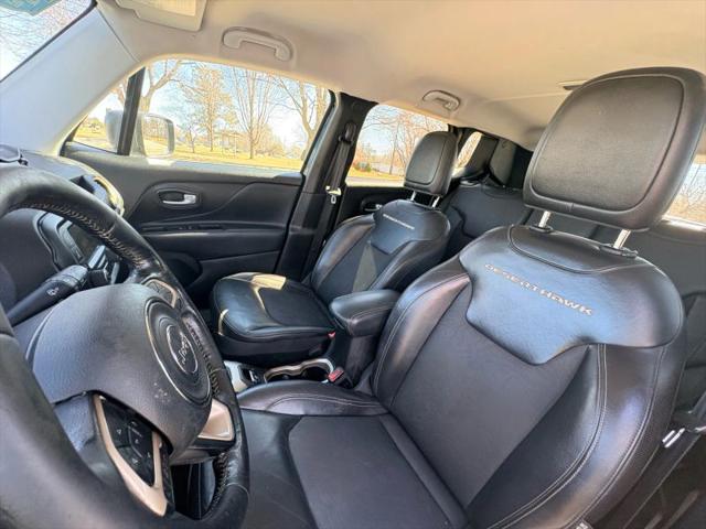 2017 Jeep Renegade Deserthawk 4x4
