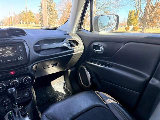 2017 Jeep Renegade Deserthawk 4x4