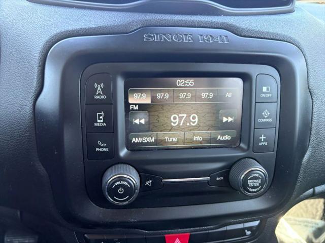 2017 Jeep Renegade Deserthawk 4x4