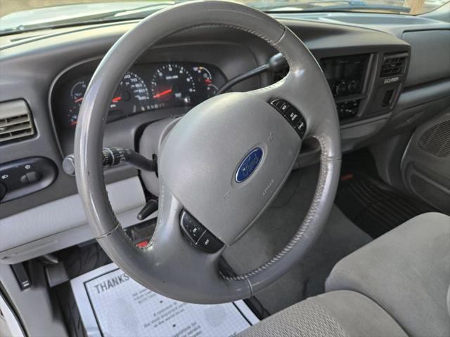 2004 Ford Excursion XLT