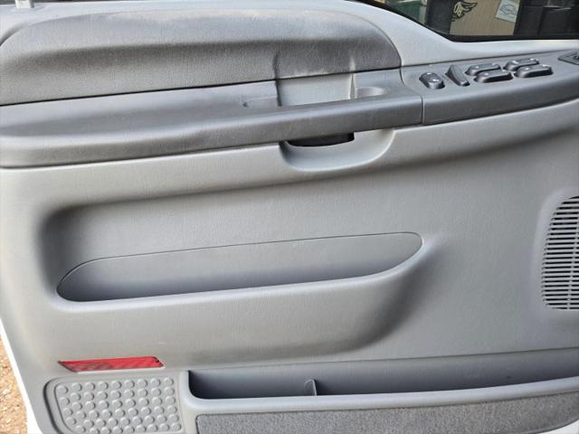 2004 Ford Excursion XLT