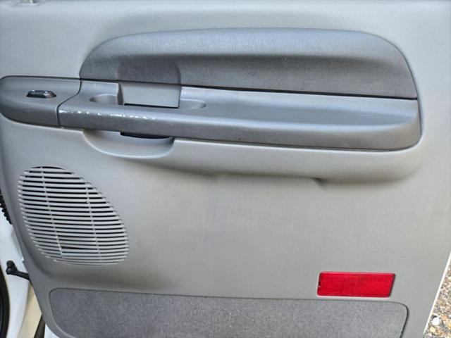 2004 Ford Excursion XLT