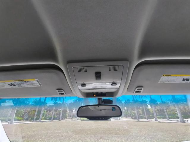 2007 Cadillac Escalade Standard