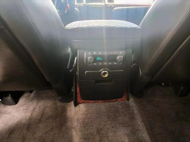 2007 Cadillac Escalade Standard
