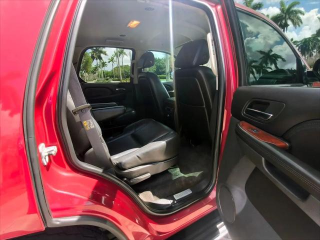 2007 Cadillac Escalade Standard