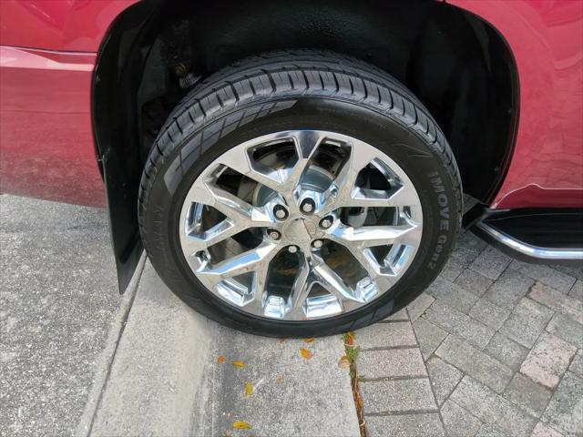 2007 Cadillac Escalade Standard