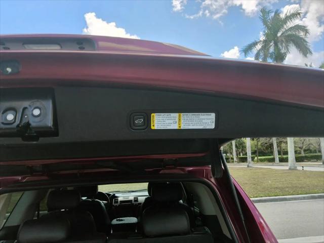 2007 Cadillac Escalade Standard