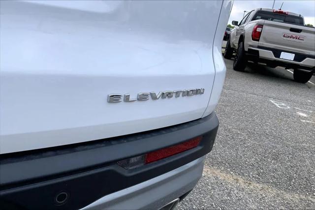 2026 GMC Acadia Elevation FWD