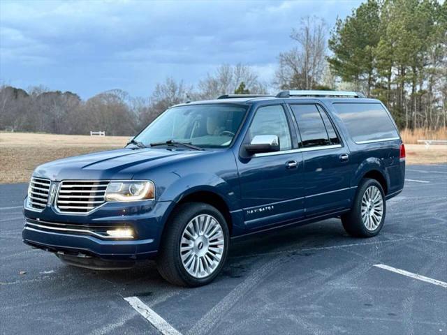 2015 Lincoln Navigator L Base