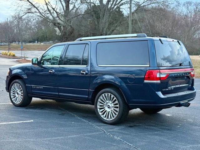 2015 Lincoln Navigator L Base