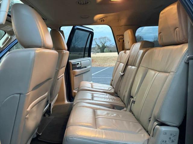 2015 Lincoln Navigator L Base
