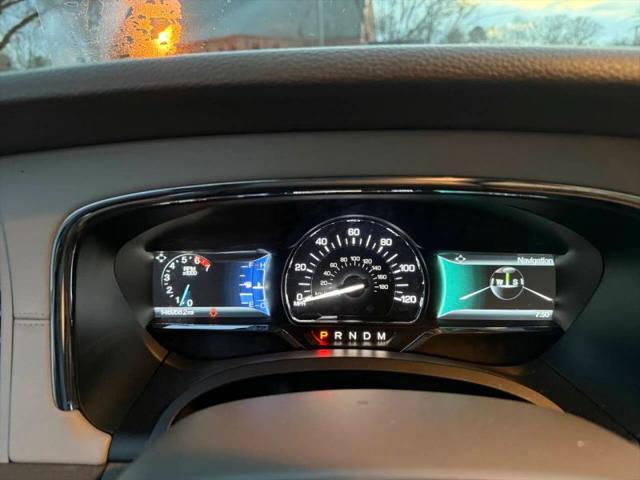 2015 Lincoln Navigator L Base