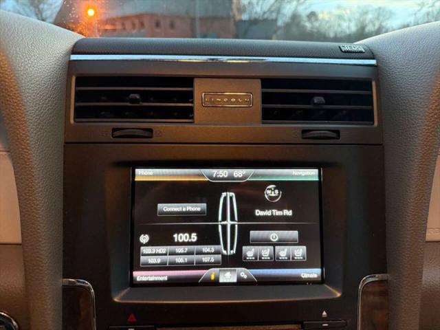 2015 Lincoln Navigator L Base