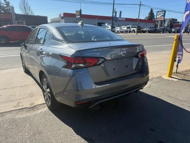 2021 Nissan Versa SV Xtronic CVT