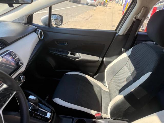 2021 Nissan Versa SV Xtronic CVT