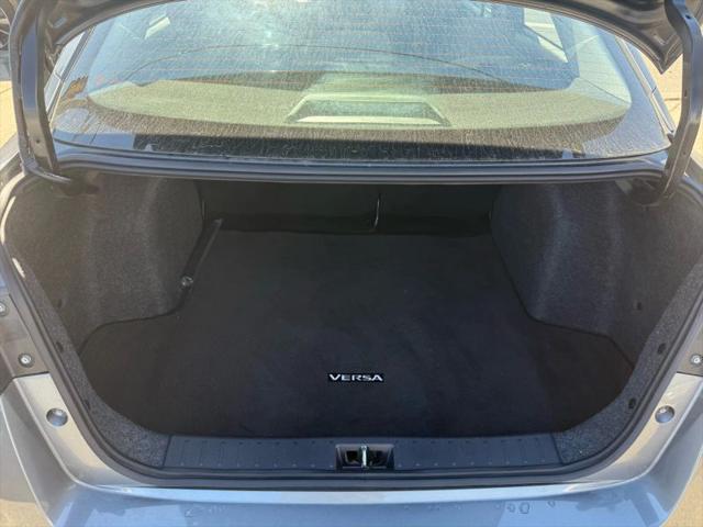 2021 Nissan Versa SV Xtronic CVT