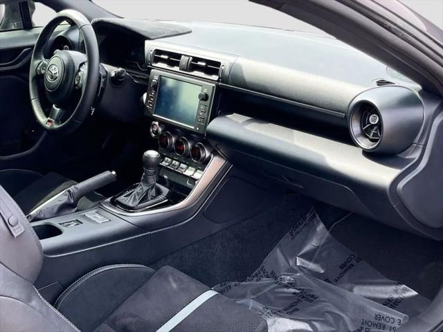 2025 Toyota GR86 Premium