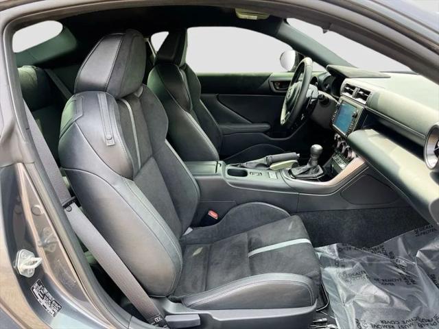 2025 Toyota GR86 Premium