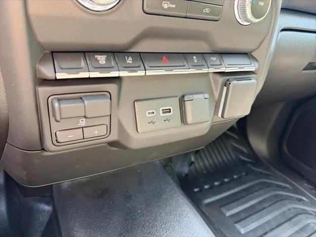 2026 GMC Sierra 3500HD Pro