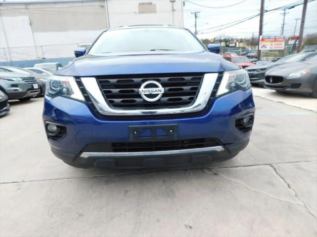 2017 Nissan Pathfinder SV