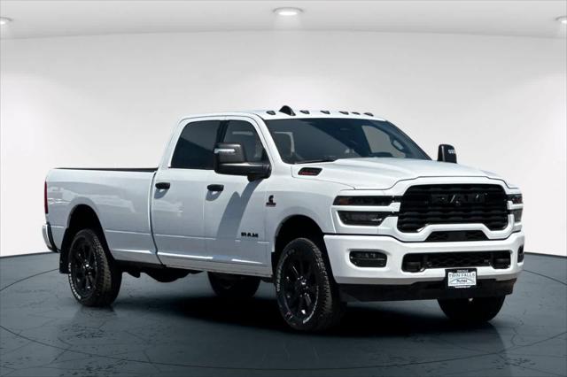2026 Ram 3500 Big Horn Crew Cab 4x4 8 Box