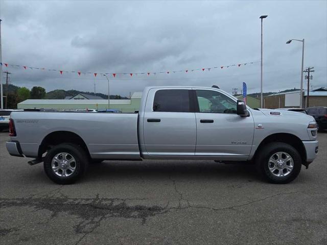 2026 Ram 3500 Big Horn Crew Cab 4x4 8' Box