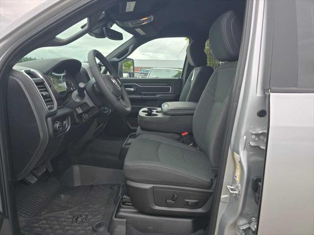 2026 Ram 3500 Big Horn Crew Cab 4x4 8' Box