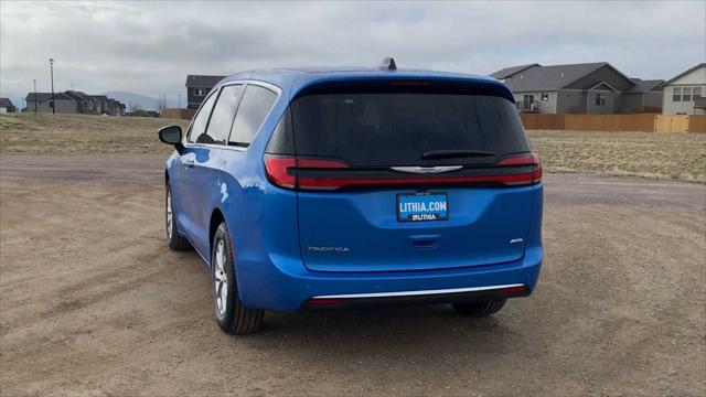 2026 Chrysler Pacifica Select AWD