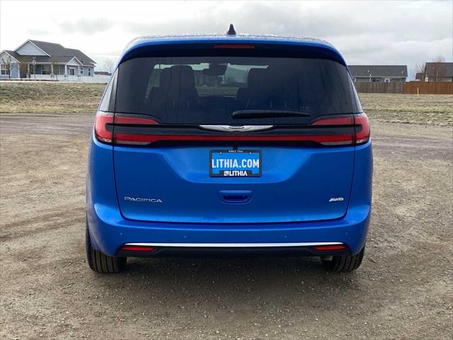 2026 Chrysler Pacifica Select AWD