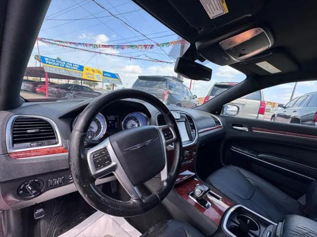 2012 Chrysler 300 Limited
